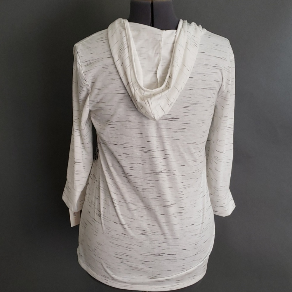 5/$15 NWT Macy’s Style & Co Sport Hooded Top - Picture 3 of 8